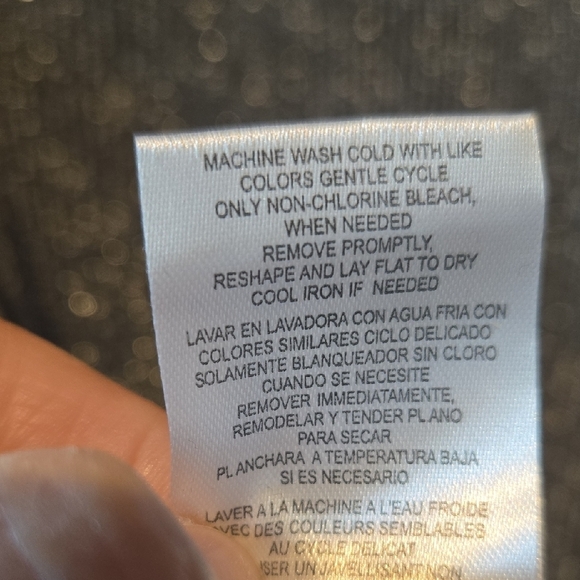 Almost Famous Silver Metallic Black Ribbed Mock Neck Sweater Size Large - Picture 9 of 9